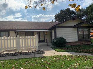 40506 Newport Dr, Plymouth, MI 48170