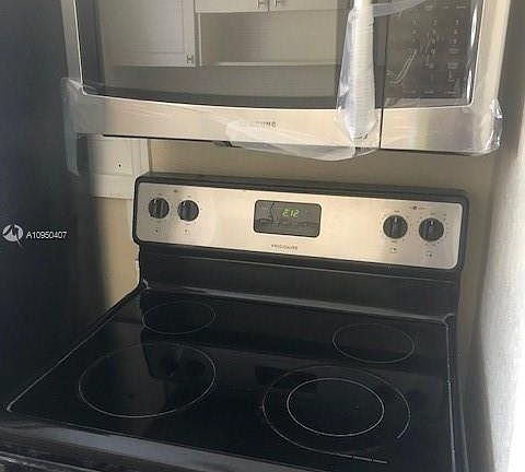 3rd image of 2330 NW 11th St APT 20