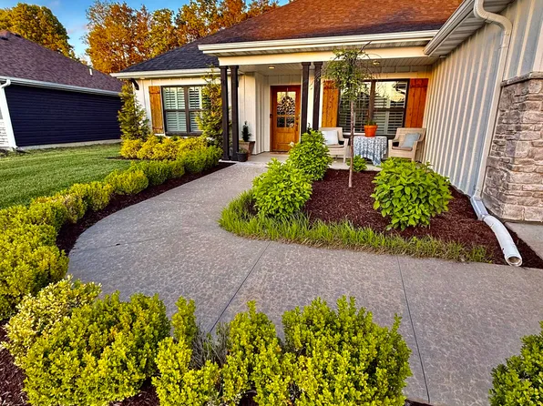 1504 Spring Mountain Dr, Columbia, MO 65201