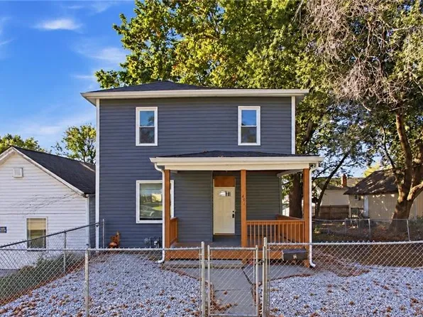 421 Osage St, Leavenworth, KS 66048