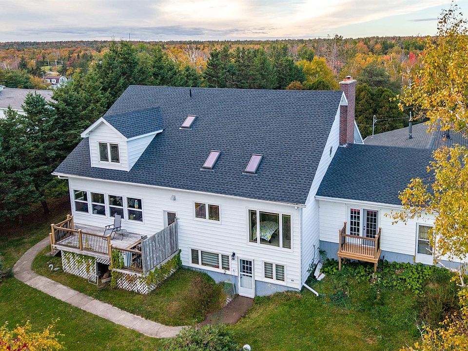 1st image of 583 Hillside Rd