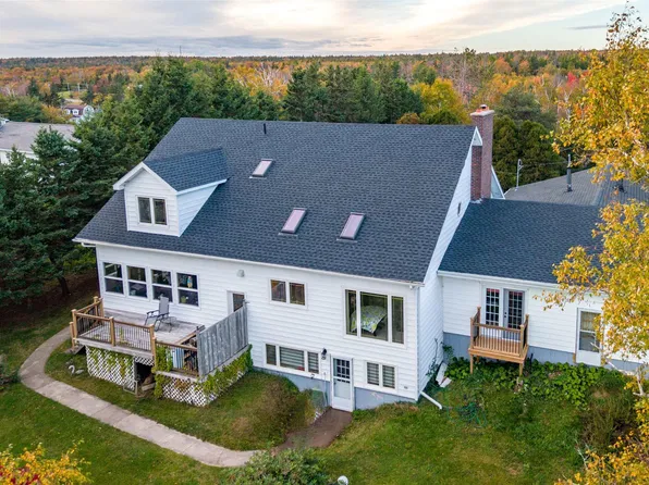 583 Hillside Rd, Albert Bridge, NS B1K 3H9