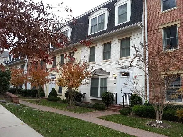 1209 N Taft St #C — Photo 2