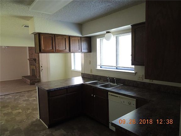 4th image of 213 Jeaneta Ave