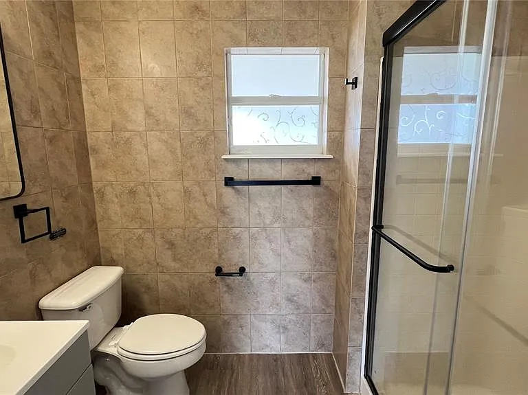 485 Martigues Dr — Photo 26