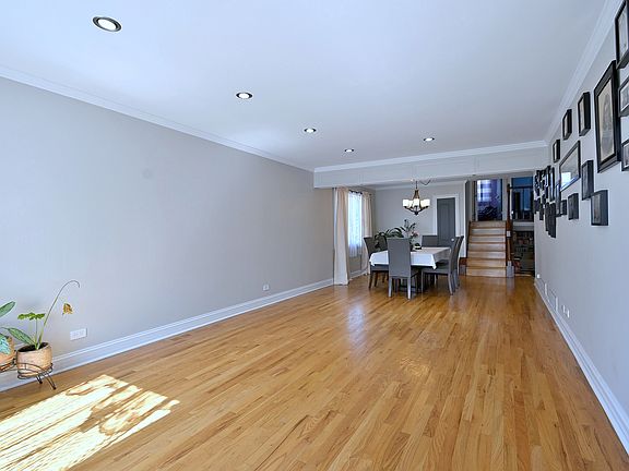 3rd image of 7701 S New Castle Ave