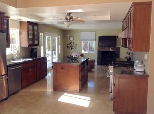 1041 W Craig St, Rialto, CA 92377