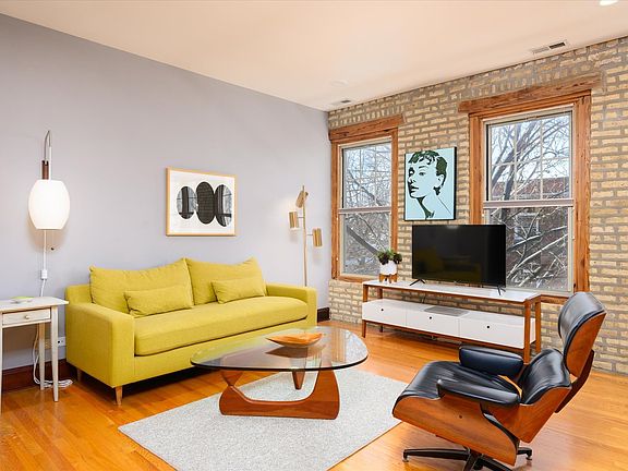 4th image of 1258 W Hood Ave #3W