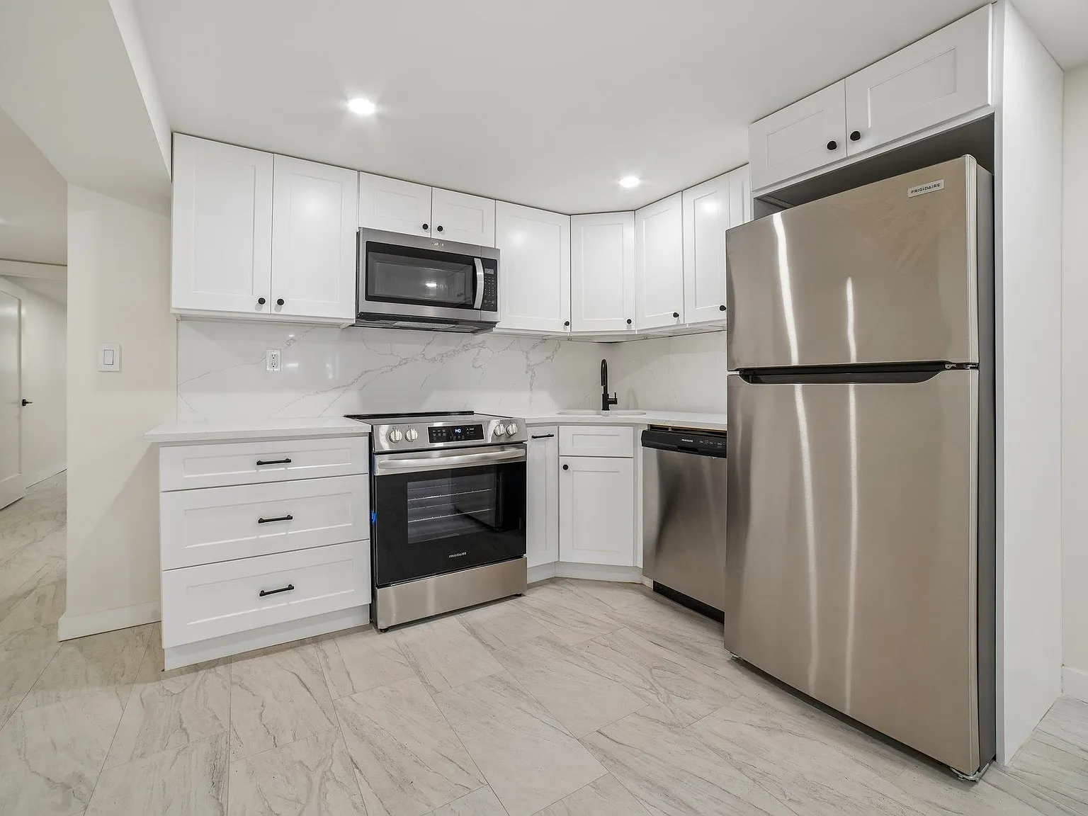 1 bed, 1.0 bath, $1,850 — Photo 3