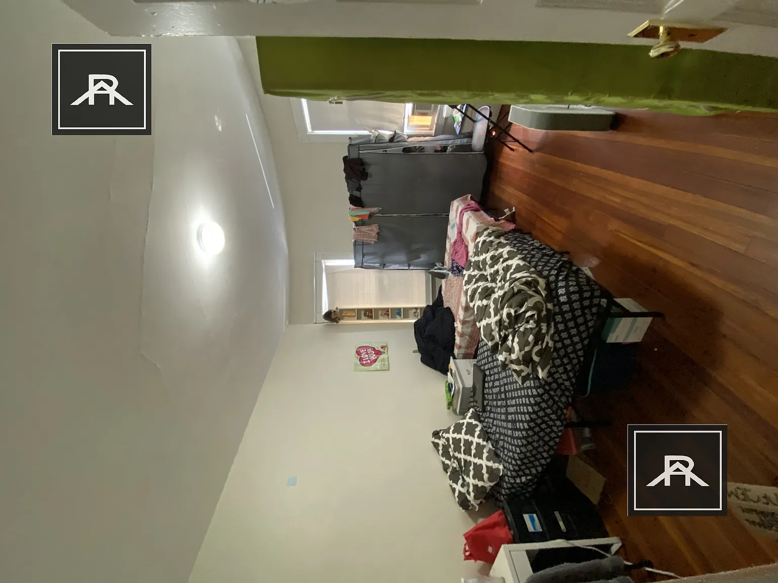 2 bed, 1.0 bath, $3,275 — Photo 2