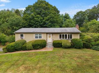 90 Terrell Dr, Milford, CT 06461