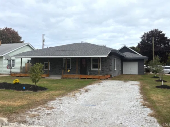 3516 10th Ave, Port Huron, MI 48060