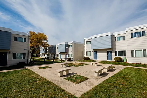 Whitney Young Manor Photo 1