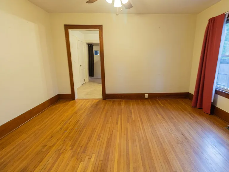 203 Edgewood Ave — Photo 17