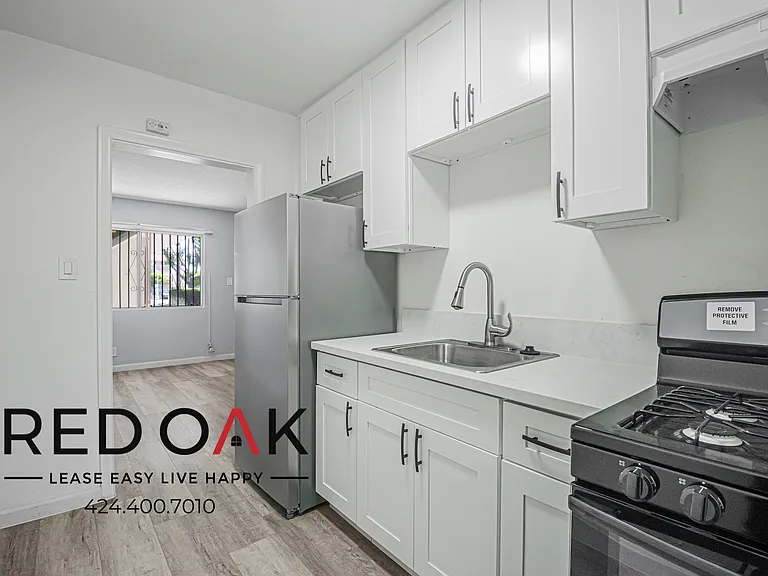 7139 E Gage Ave #C — Photo 2