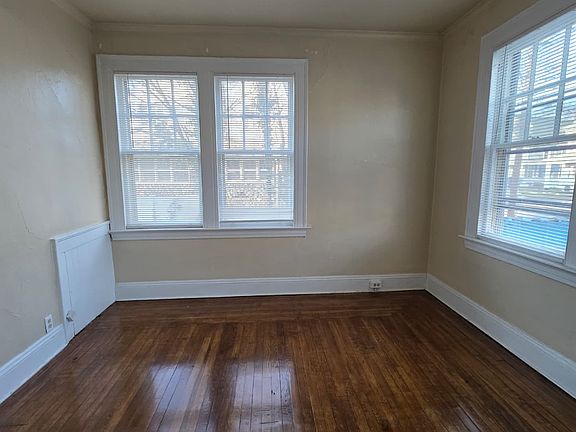 3rd image of 305 Main St #4A