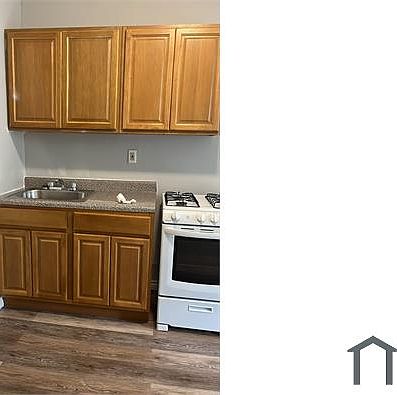 2nd image of 936 E 224th St APT 1