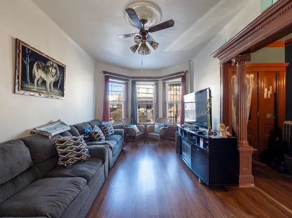 82 Arlington Ave, Jersey City, NJ 07305