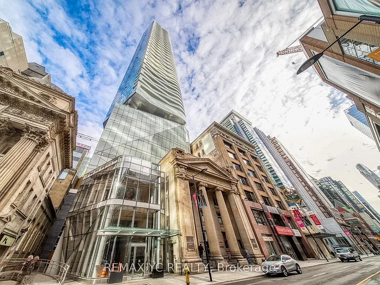 197 Yonge St #4404 — Photo 36