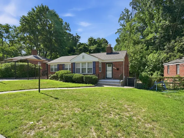 1921 Ruatan St, Hyattsville, MD 20783