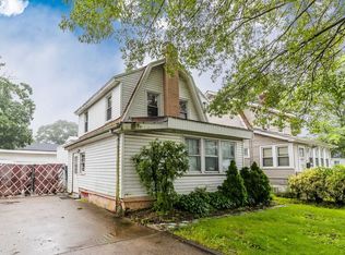 1349 Langdon Blvd, Rockville Centre, NY 11570