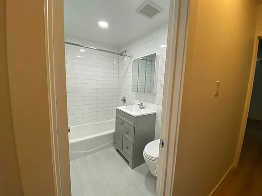 Rented by Douglas Elliman | media 16