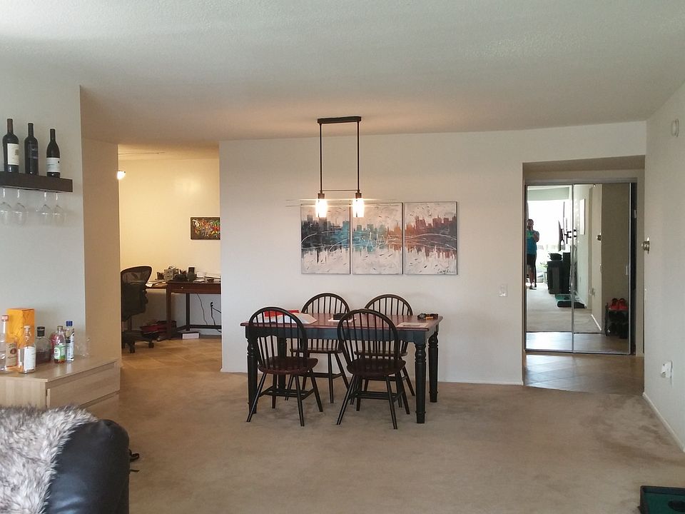 Living/Dining Area