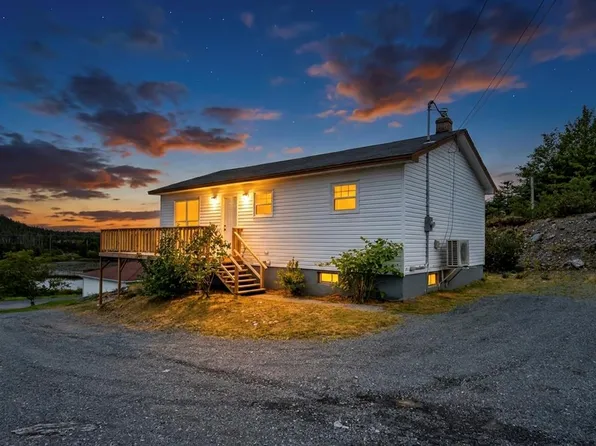 18 Rocky Pond Road, Spaniards Bay, NL A0A3X0