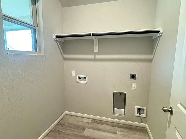 19232 Hazel Firs Ct — Photo 3