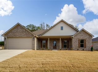 5240 Summerfield Dr E, Tuscaloosa, AL 35404