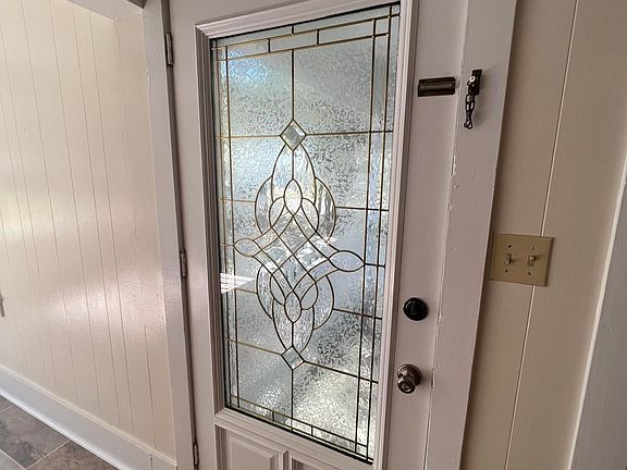 4th image of 1106 N Park Ave