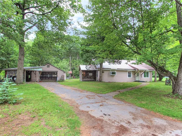 6736 Pine Grove Rd, Glenfield, NY 13343