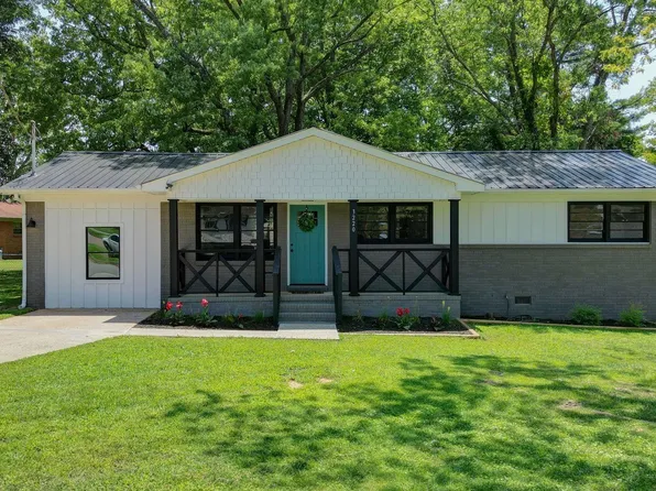 3220 Deerfield Rd NW, Huntsville, AL 35810