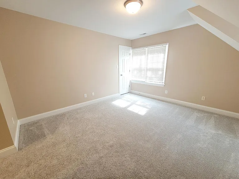 1217 Crozier Ct — Photo 39