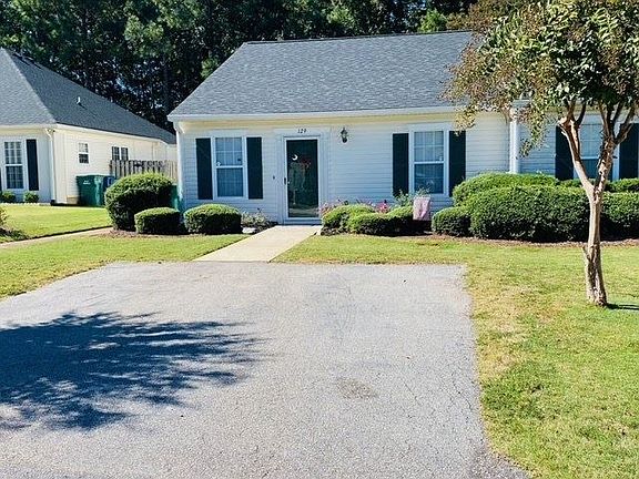 4th image of 129 Pin Oak Dr