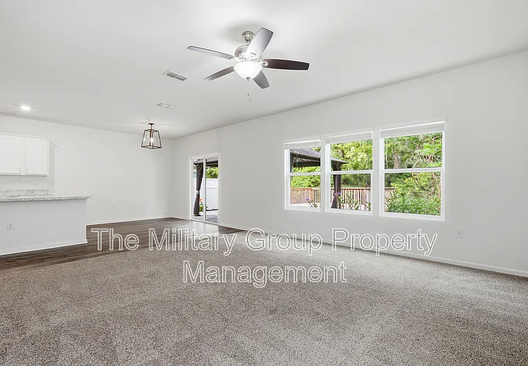 7814 Meadow Walk Ln — Photo 16