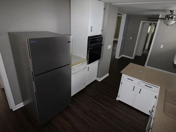 4th image of 817 N 50th Ave #50