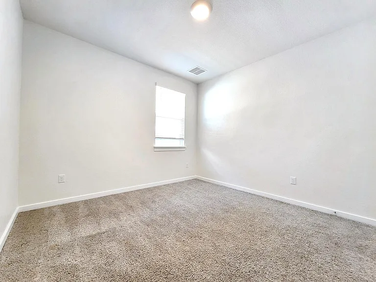 2329 Gabriels Horn Rd — Photo 15