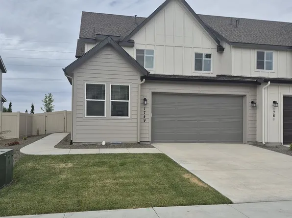 1749 N Big Star Ave, Eagle, ID 83616