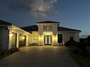 1948 SW English Garden Dr, Palm City, FL 34990