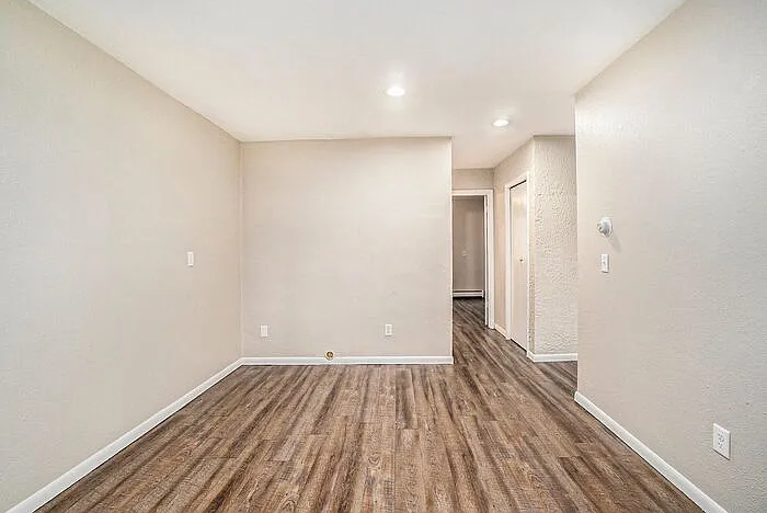 1321 Huntington Ave #1 — Photo 7