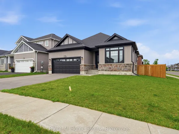 27 Redwood Dr, Belleville, ON K8N 0K4