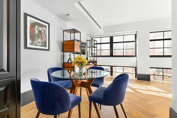 Sold by Sotheby's International Realty | media 3