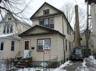10712 101st St, Ozone Park, NY 11417