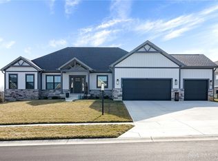 70 Downmeadow Trl, Xenia, OH 45385