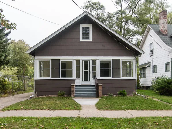 522 Edwin Ave, Kalamazoo, MI 49048