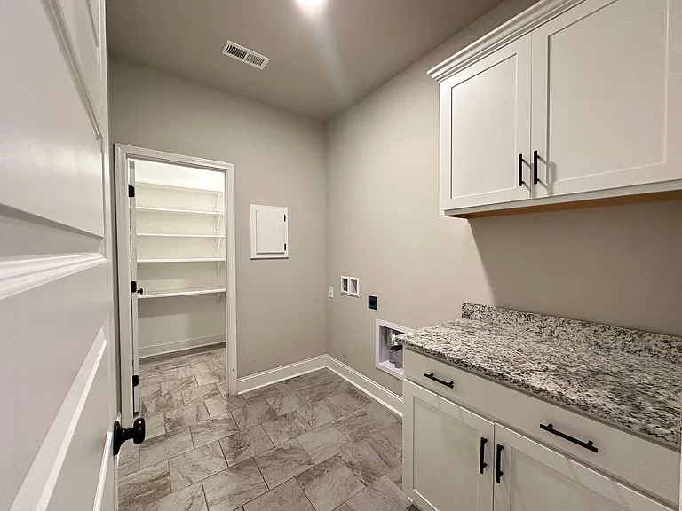 138 Gardencove Cir — Photo 10