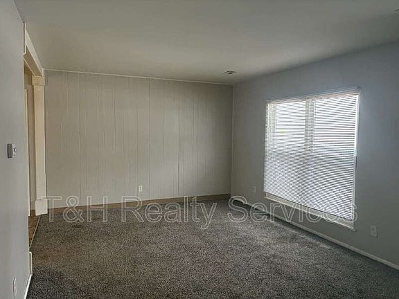 3rd image of 5719 W 41st Pl
