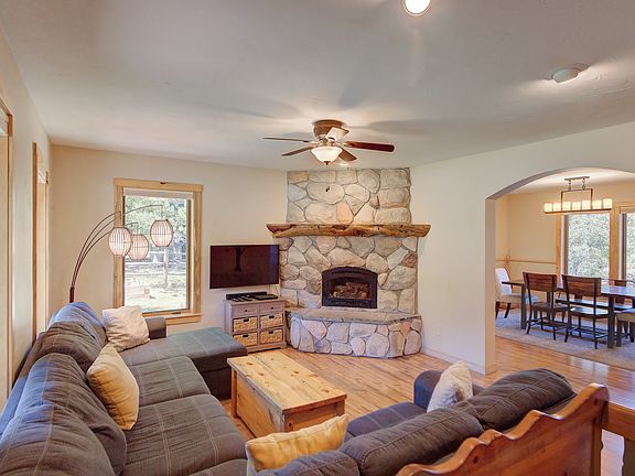 Gas fireplace in main living room