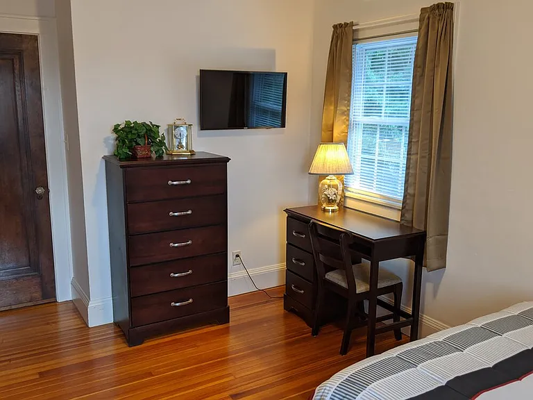 52 Clayton Ave — Photo 13